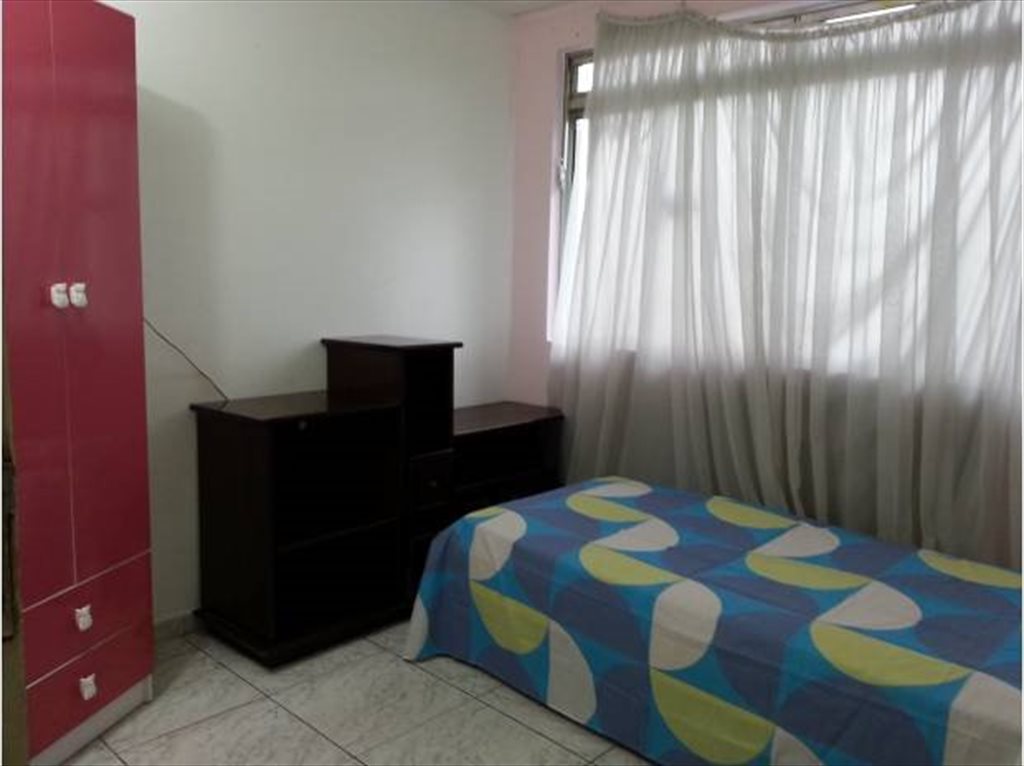 Alugo ótimos quarto p/ moças, c/piscina, Lavanderia,mobiliado,individual, internet s/fio,2  Wi-Fi 50 - Quartos em Rua Basilio da Cunha,10. Aclimacao. SP, Vila Mariana | Roomgo - Image 5