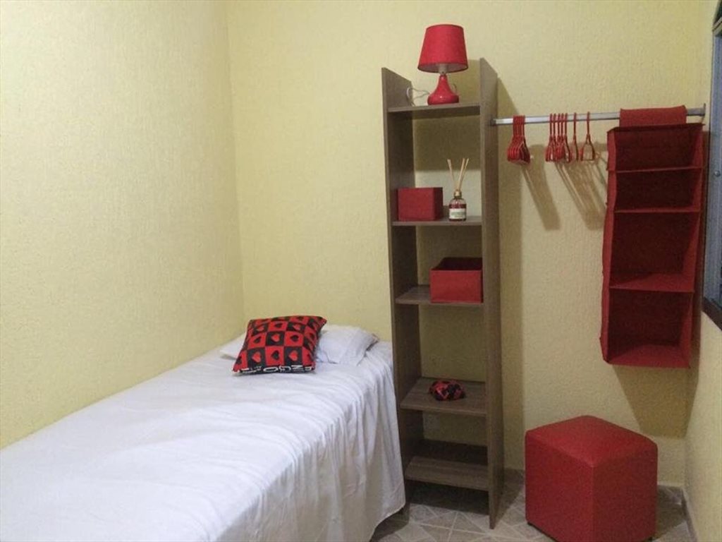 Ótima Localização! 7 minutos a pé do metrô Jd. São Paulo ;) - Quartos em Travessa Carmelinda Marques Pereira, Água Fria | Roomgo - Image 5