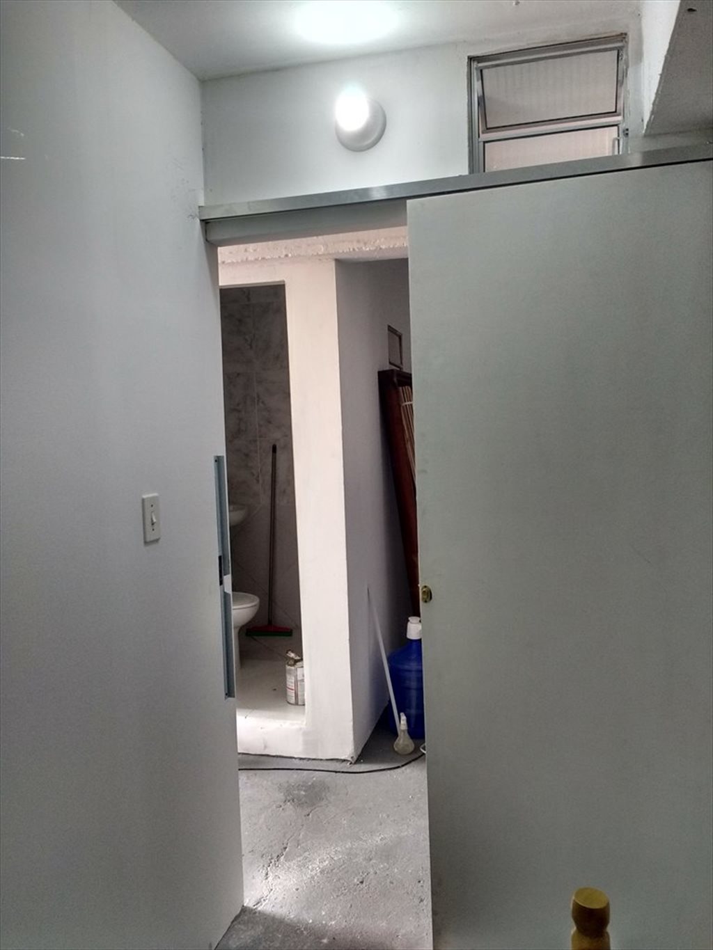 Alugo vagas de quartos - Quartos em Avenida Amador Bueno da Veiga, Penha de França | Roomgo - Image 2