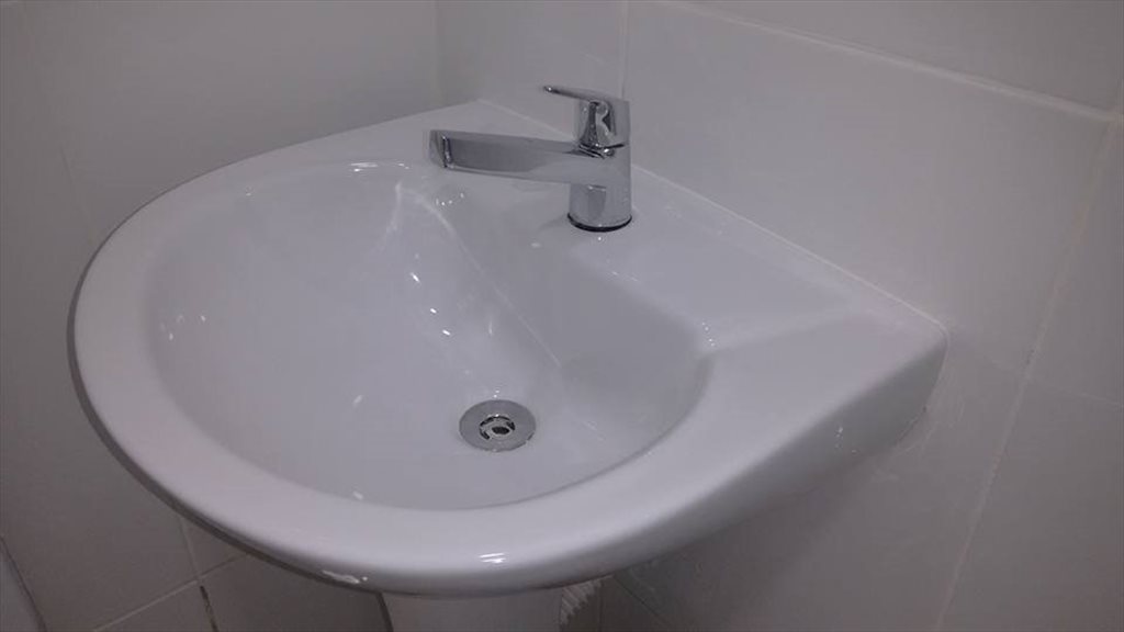 Estúdio/Suíte - Muito novo. - Quartos em Rua Araújo Leitão, Engenho Novo | Roomgo - Image 4