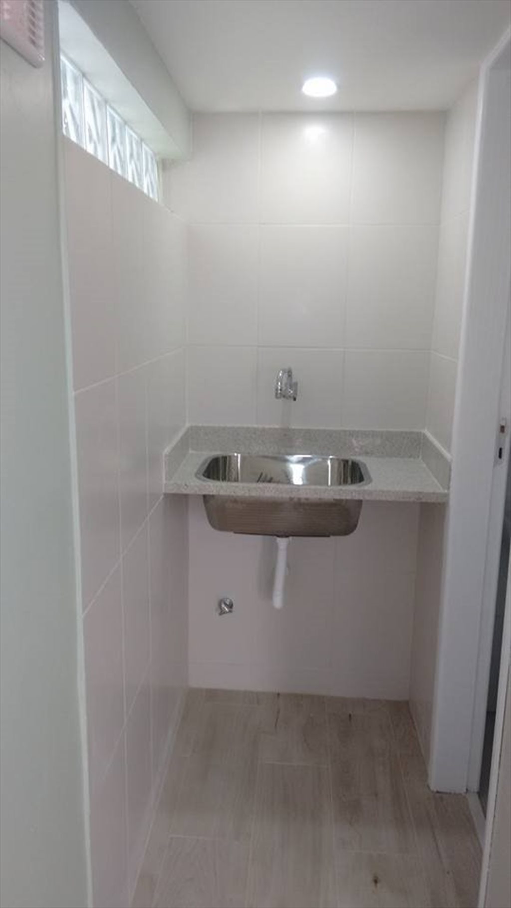 Estúdio/Suíte - Muito novo. - Quartos em Rua Araújo Leitão, Engenho Novo | Roomgo - Image 5