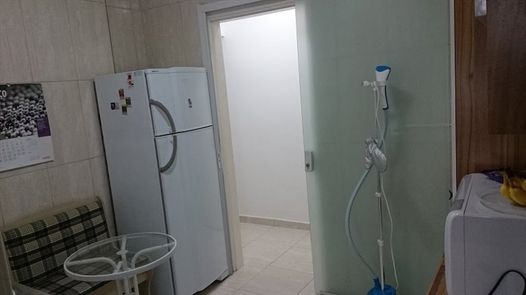 Alugo Um Quarto Ao lado da est. de Trem De OSASCO CENTRO - Quartos em Praça Antônio Menck, Centro | Roomgo - Image 4