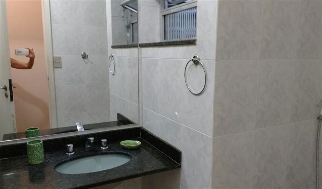 Quarto Ipanema 2ª Quadra - Quartos em Avenida Henrique Dumont, Ipanema | Roomgo - Image 8