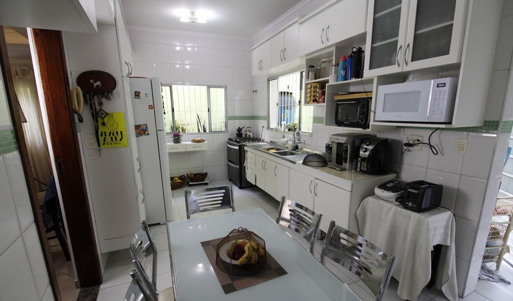 Suite próx. ao metrô e a faculdades. - Quartos em Rua Doutor Francisco José Longo, Chácara Inglesa | Roomgo - Image 3