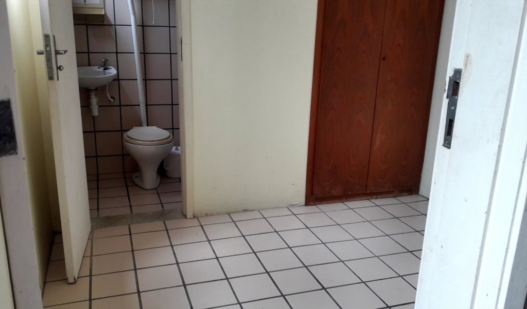 Apartamento República (Papicu) - Quartos em Rua Vilebaldo Aguiar, Coco | Roomgo - Image 3