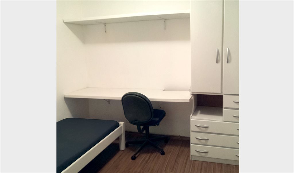 Perto da Av.Paulista, ao lado do Metrô Paraíso - Quarto grande para 1 ou 2 pessoas - Quartos em Rua Correia Dias, Vila Mariana | Roomgo - Image 5