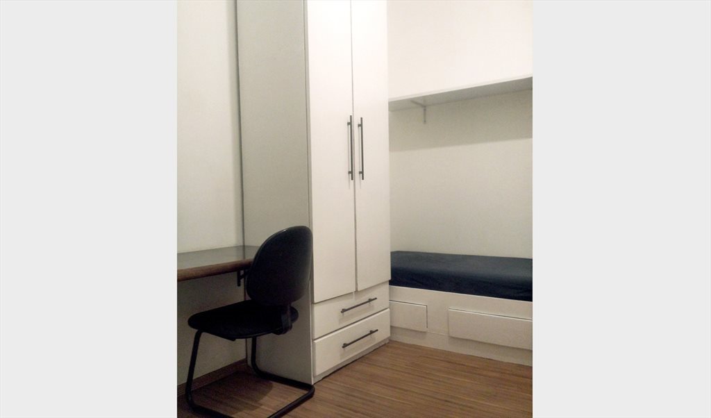 Perto da Av.Paulista, ao lado do Metrô Paraíso - Quarto grande para 1 ou 2 pessoas - Quartos em Rua Correia Dias, Vila Mariana | Roomgo - Image 6