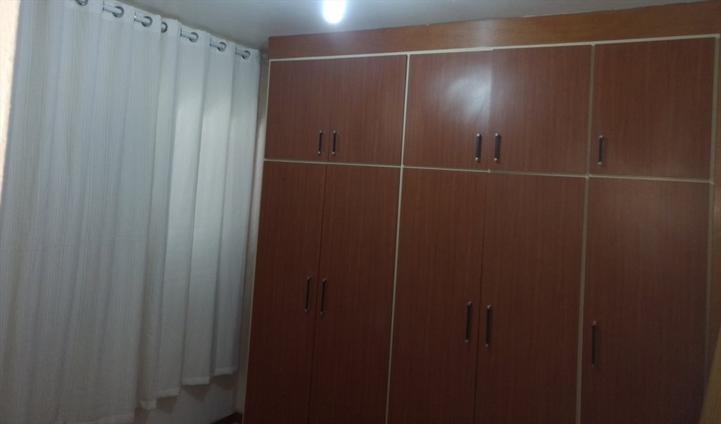 Quarto Em Apt compartilhado bem no centro de Osasco atrás da Uninove - Quartos em Rua Minas Bogasian, Vila Regina | Roomgo - Image 3
