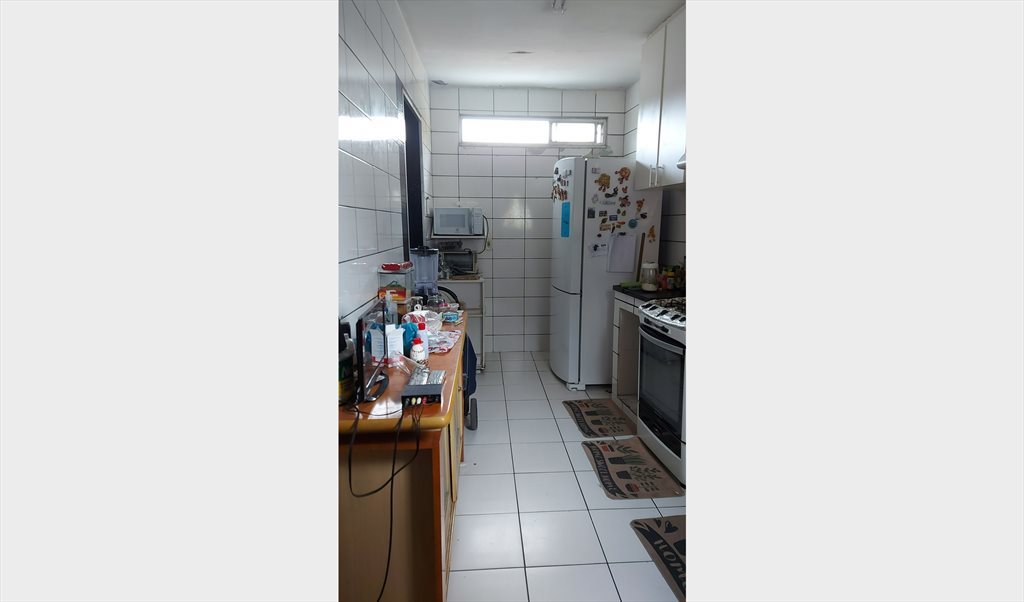 Quarto individual para  estudante masculino em apartamento tipo casa - Quartos em Rua Noêmia Nunes, Olaria | Roomgo - Image 3