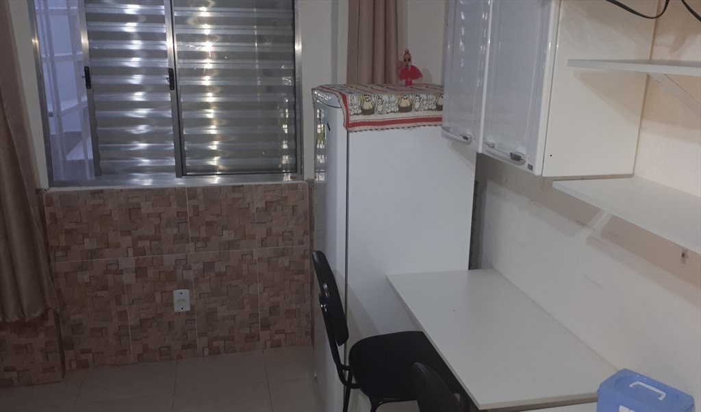 Otimo quarto compartilhado - Quartos em Rua José Bento Ferreira Rocha, Liberdade | Roomgo - Image 2