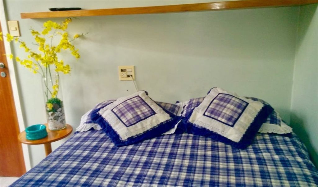 Quarto aconchegante no coração do Leblon! - Quartos em Avenida Afrânio de Melo Franco, Leblon | Roomgo - Image 4