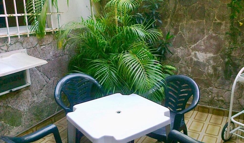 Quarto aconchegante no coração do Leblon! - Quartos em Avenida Afrânio de Melo Franco, Leblon | Roomgo - Image 6