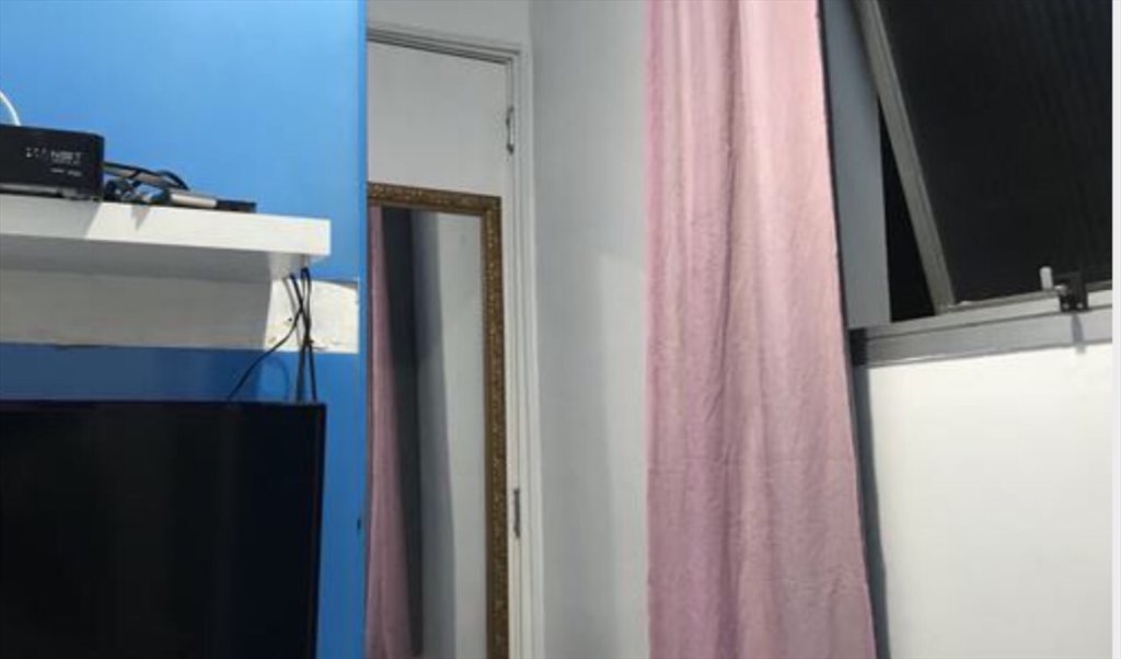 Quarto individual Copa - Quartos em Rua Sá Ferreira, Copacabana | Roomgo - Image 3