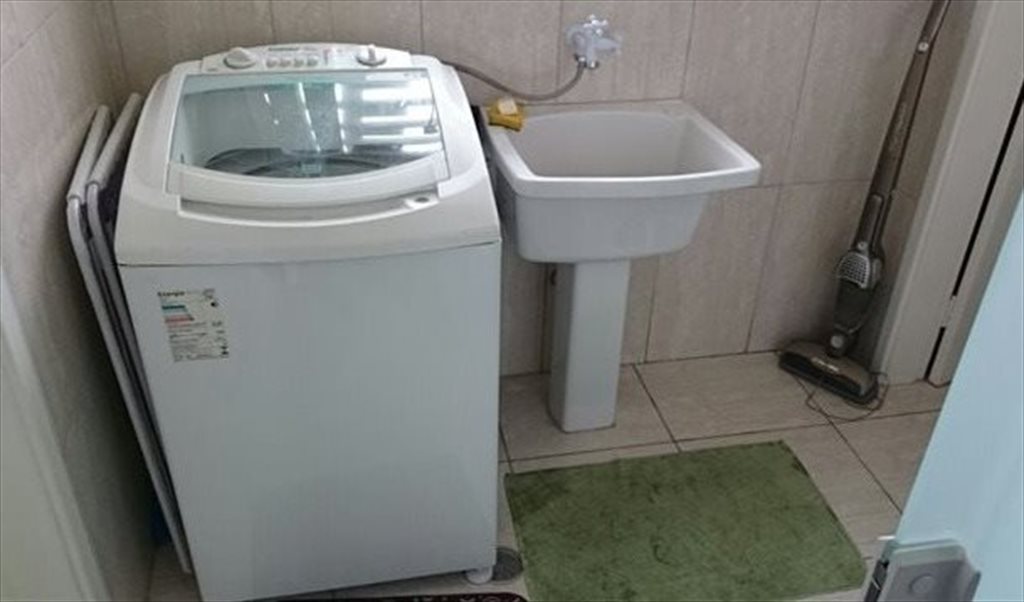 Quarto na frente da CPTM CENTRO OSASCO, UNINOVE, CALÇADÃO - Quartos em Praça Antônio Menck, Jardim Agu | Roomgo - Image 3