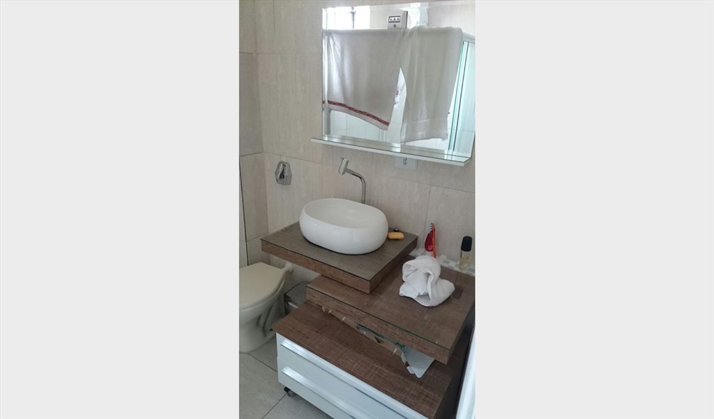 Quarto na frente da CPTM CENTRO OSASCO, UNINOVE, CALÇADÃO - Quartos em Praça Antônio Menck, Jardim Agu | Roomgo - Image 7