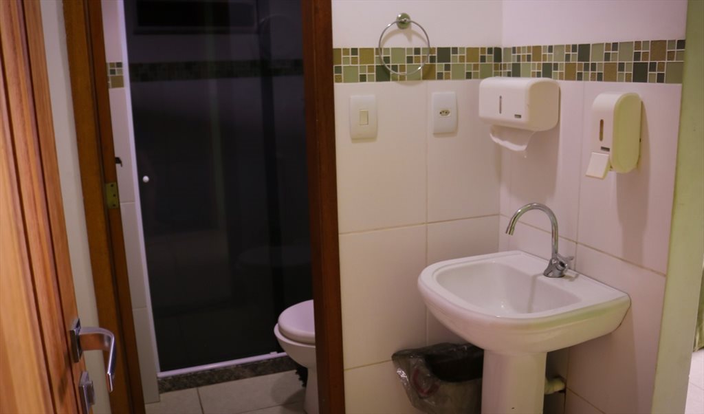Quartos compartilhados Feminino, Masculino e Misto em COPACABANA! - Quartos em Ladeira dos Tabajaras, Ladeira Dos Tabajaras | Roomgo - Image 4