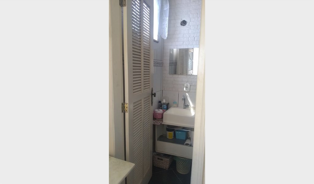 Alugo Quarto Suíte R$1.000 ou Chalé Suíte R$1.200 (Próx.Projac, Clinica J.Jaber e Record) - Quartos em Rua Professor Santos Moreira, Condominio Girassol | Roomgo - Image 6