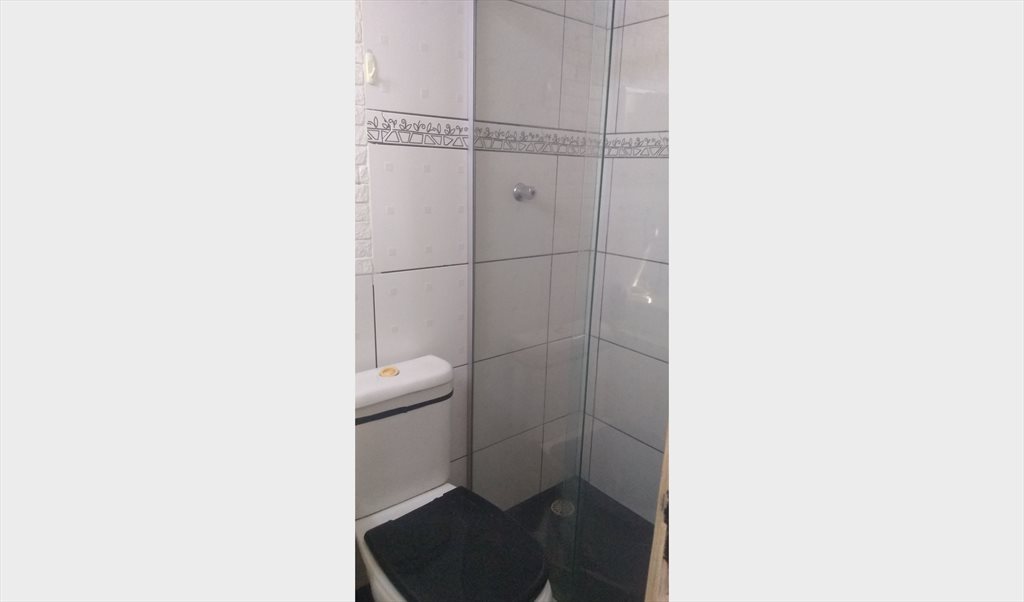 Alugo Quarto Suíte R$1.000 ou Chalé Suíte R$1.200 (Próx.Projac, Clinica J.Jaber e Record) - Quartos em Rua Professor Santos Moreira, Condominio Girassol | Roomgo - Image 8