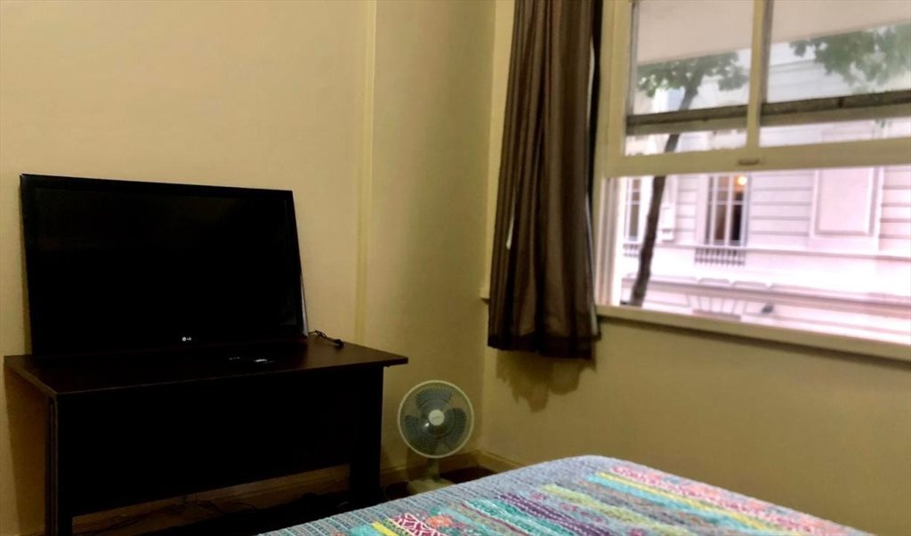 Quarto na praia! - Quartos em Rua Rodolfo Dantas, Copacabana | Roomgo - Image 3