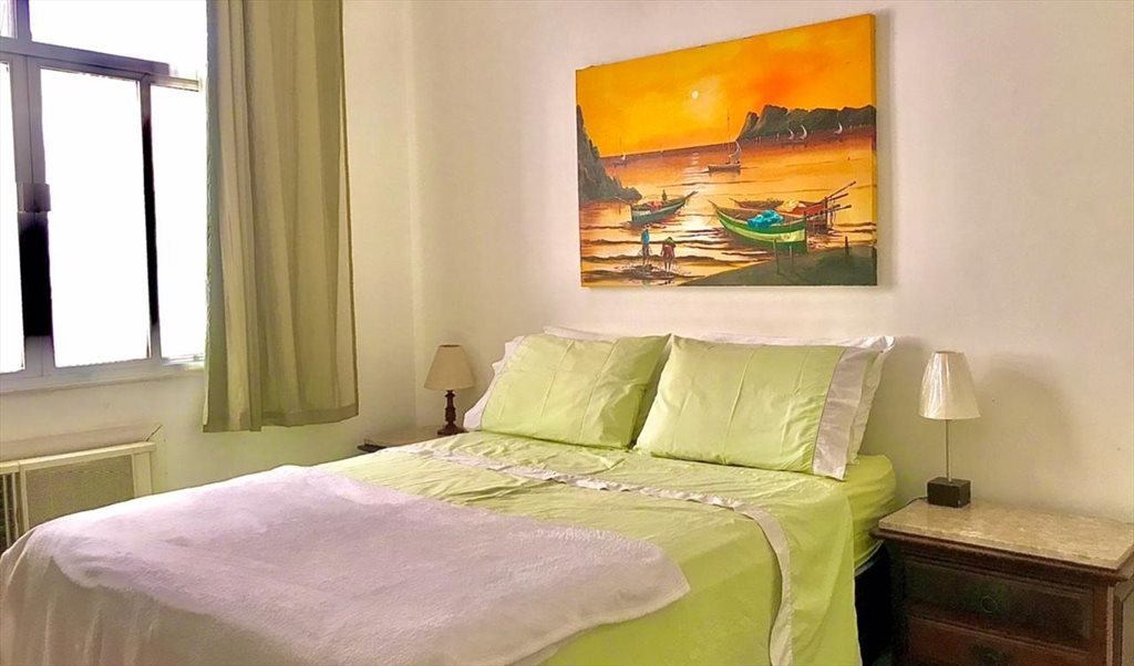 EXCELENTE SUITE IPANEMA - Quartos em Rua Nascimento Silva, Ipanema | Roomgo - Image 3
