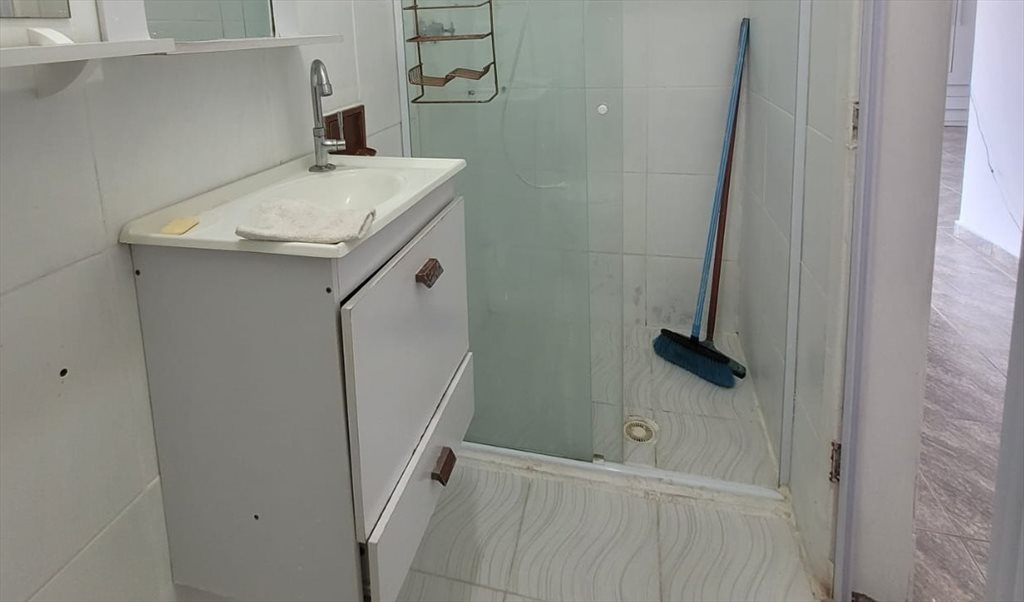 Kitnet - semi mobiliada - Quartos em Rua Texas, Brooklin Paulista | Roomgo - Image 2