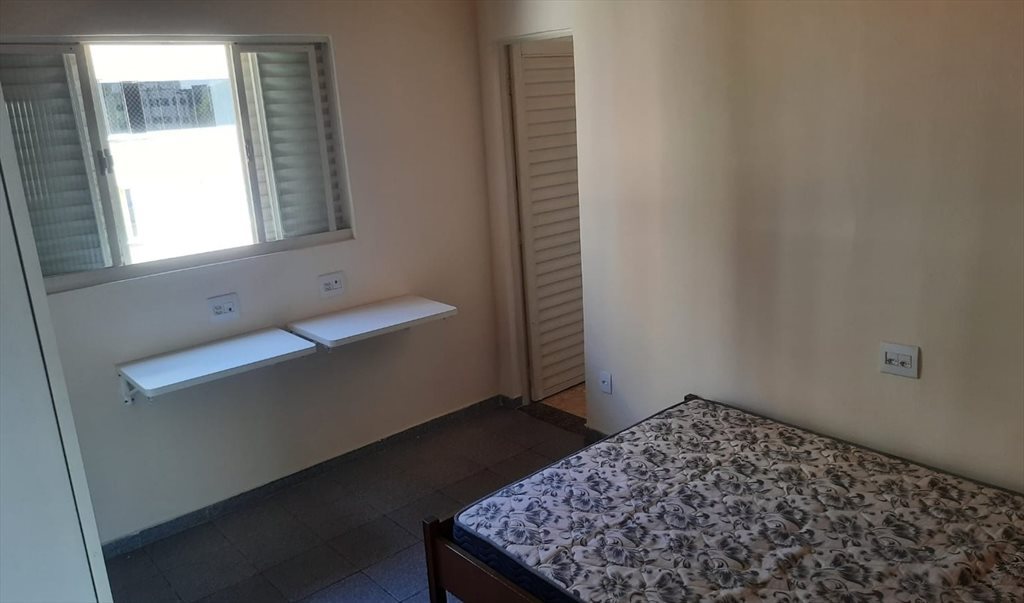 Suíte ampla e mobiliada (cama queen) na Zona Sul - Quarto 9 - Quartos em Rua Professor Estêvão Pinto, Serra | Roomgo - Image 7