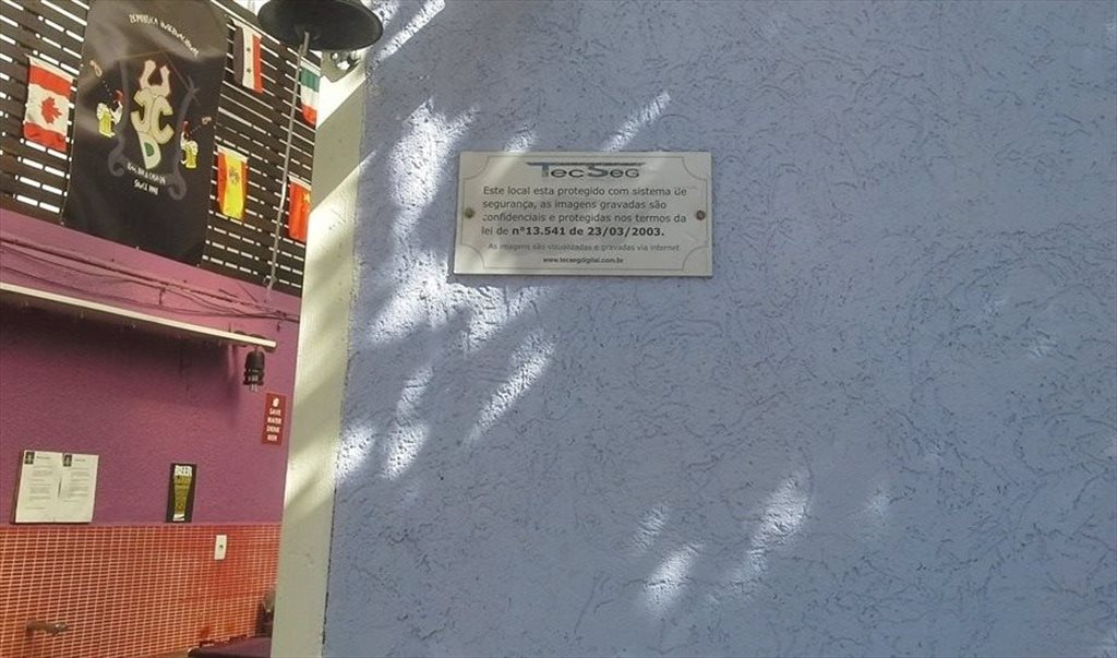 Rooms with private Bathrooms in house with pool and JacuzziPool and Jacuzzi - Quartos em Avenida Pacaembu, Pacaembu | Roomgo - Image 8