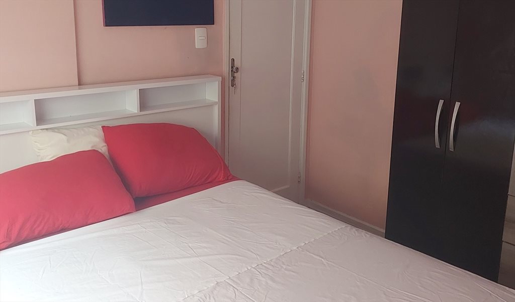 ALUGUEL POR TEMPORADA O ANUAL - Quartos em Rua Senador Vergueiro, Flamengo | Roomgo - Image 8