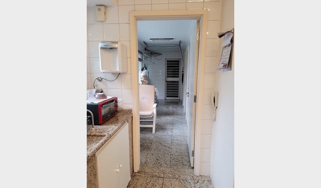 Quarto Higienopolis - Quartos em Rua Conselheiro Brotero, Santa Cecilia | Roomgo - Image 4