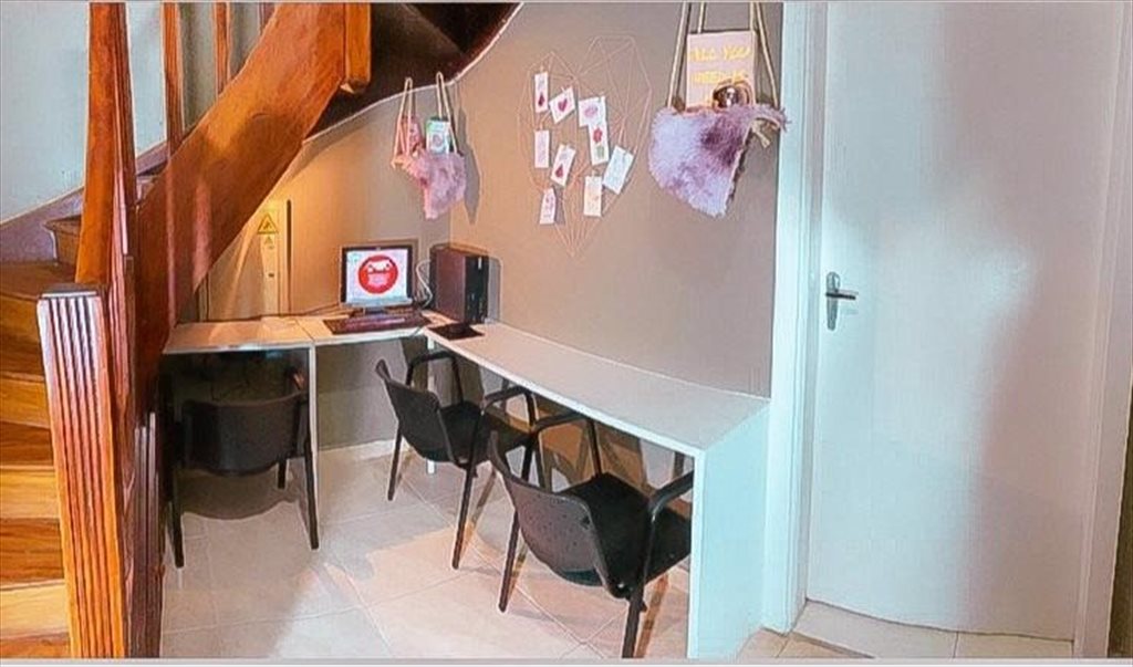 ALUGUEL DE QUARTOS E VAGAS FEMININAS, BEM AO LADO DO METRO - Quartos em Rua Timburiba, Vila Mariana | Roomgo - Image 3