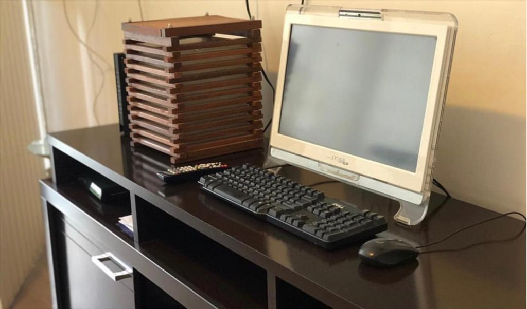 ALUGUEL DE QUARTOS E VAGAS FEMININAS, BEM AO LADO DO METRO - Quartos em Alameda das Boninas, Mirandopolis | Roomgo - Image 5