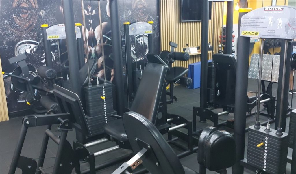 Quarto c/banheiro exclusivo na Barra da Tijuca - Quartos em Rua Jornalista Henrique Cordeiro, Barra da Tijuca | Roomgo - Image 7