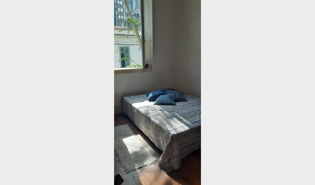 Casa - Quartos em Rua das Laranjeiras, Laranjeiras | Roomgo - Image 4