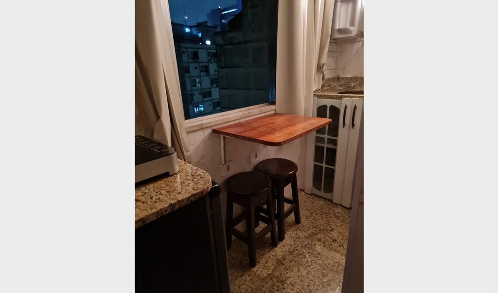 Apt inteiro no Coração do Centro / Cinelândia - Quartos em Rua Francisco Serrador, Centro | Roomgo - Image 7