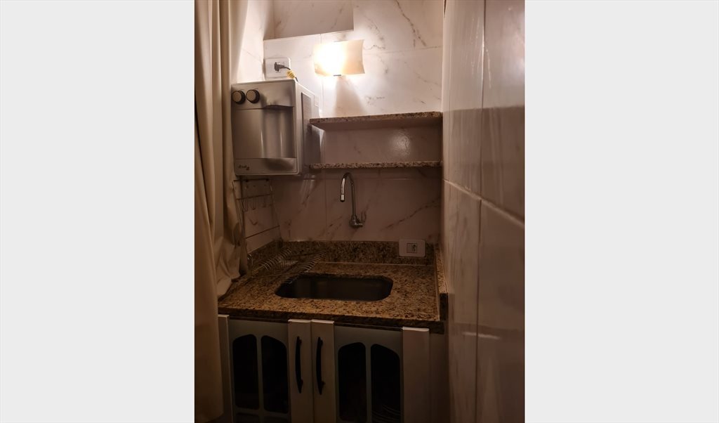 Apt inteiro no Coração do Centro / Cinelândia - Quartos em Rua Francisco Serrador, Centro | Roomgo - Image 8