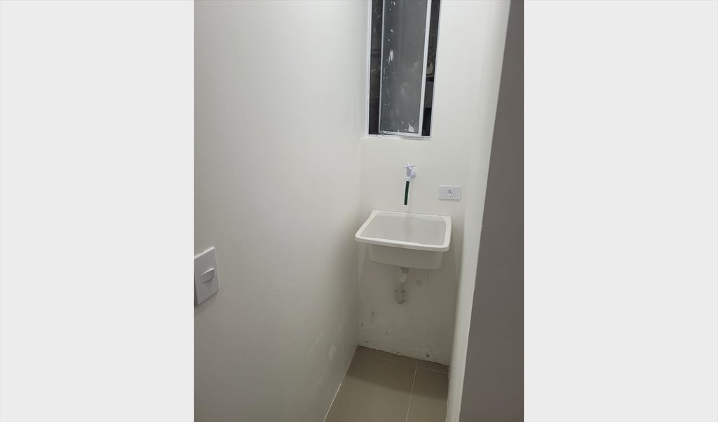 Kittnet na vila andrade - Quartos em Rua Itatupã, Vila Andrade | Roomgo - Image 4