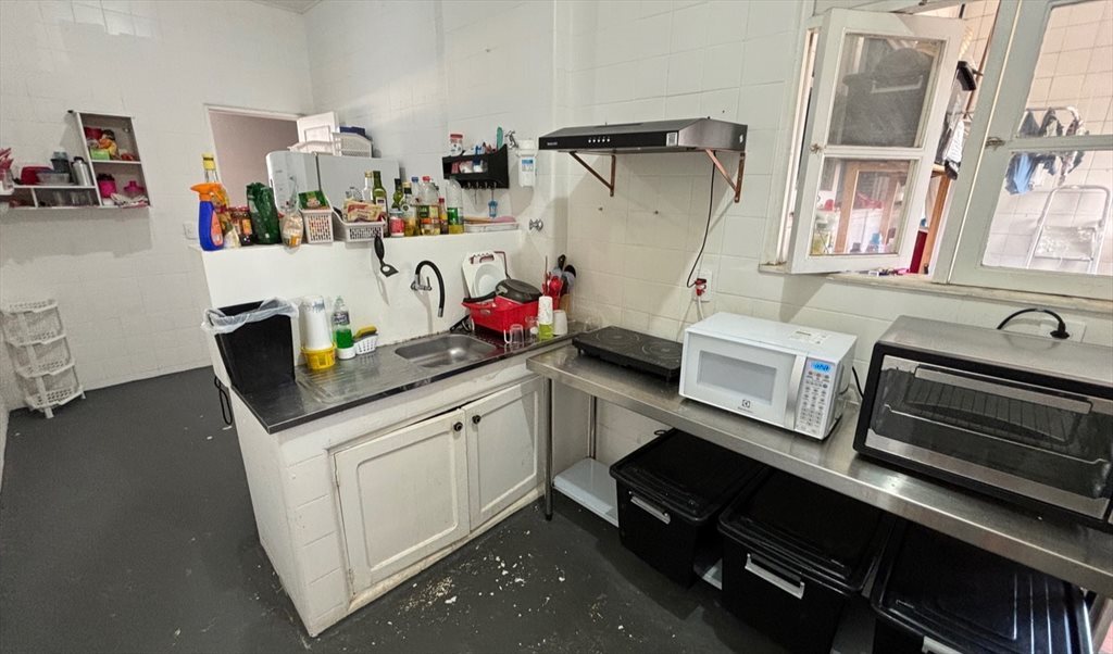 Coliving Rio- LEME - 400mts from the beach _ - Quartos em Rua Roberto Dias Lopes, Copacabana | Roomgo - Image 4