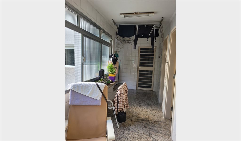 Quarto Higienopolis - Quartos em Rua Conselheiro Brotero, Santa Cecilia | Roomgo - Image 7