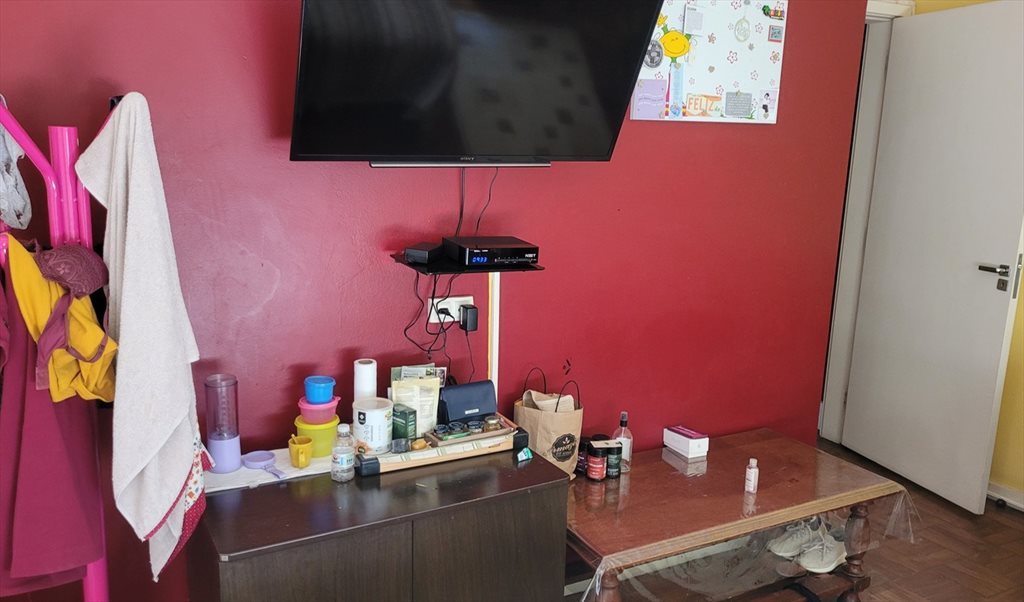 Quarto Higienopolis - Quartos em Rua Conselheiro Brotero, Santa Cecilia | Roomgo - Image 3