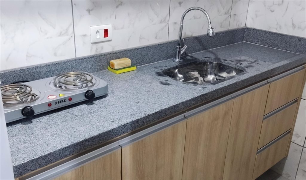 Kitnet Mobiliada Novinha residencia ótimo custo beneficio e localização prox. metro e principais ave - Quartos em Rua Professor Bourhan Helou, Jardim Ana Rosa | Roomgo - Image 5