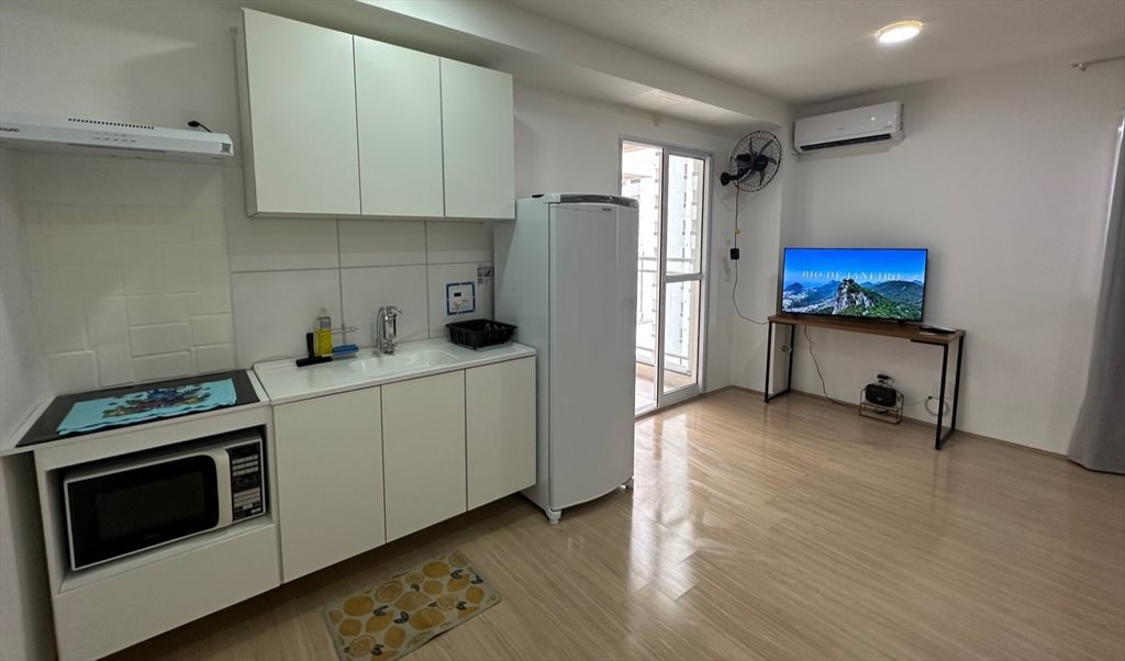 Apto area turistica - Centro Rio - disponivel após Carnaval 2026 - Quartos em Rua Santo Cristo, Região Portuária | Roomgo - Image 4