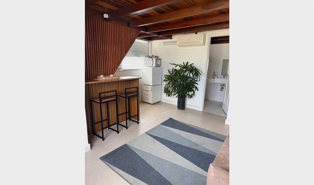 Quarto entrada individual na Barra da tijuca posto 2 praia - Quartos em Avenida Comandante Júlio de Moura, Jardim Oceânico | Roomgo - Image 5