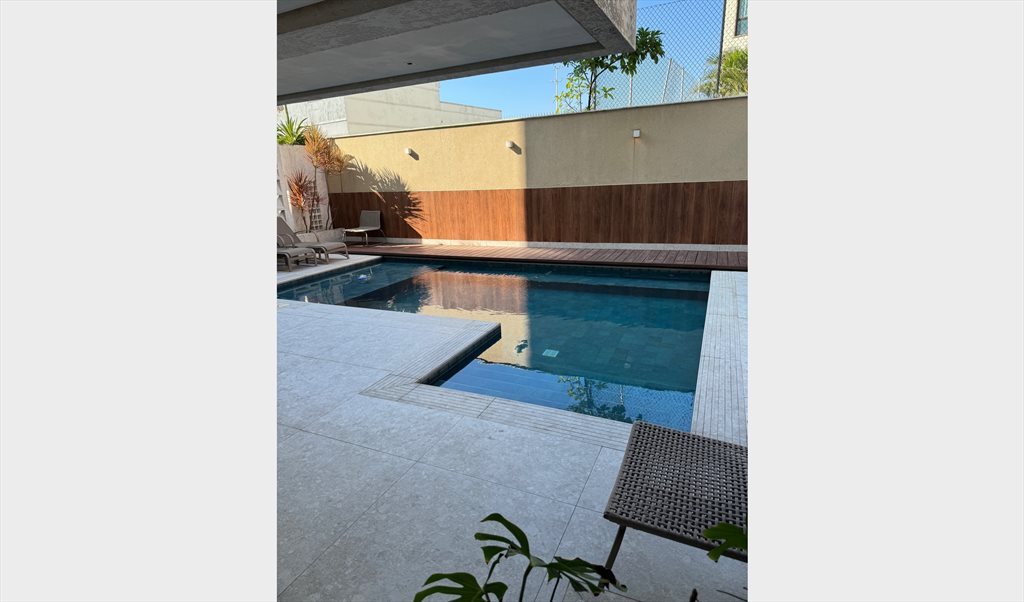 Quarto entrada individual na Barra da tijuca posto 2 praia - Quartos em Avenida Comandante Júlio de Moura, Jardim Oceânico | Roomgo - Image 7