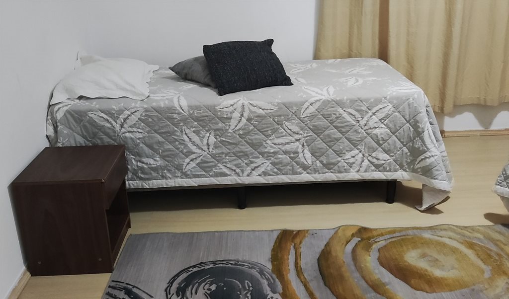 Quarto Duplo - Coliving - Quartos em Rua Mariano Torres, Centro | Roomgo - Image 2