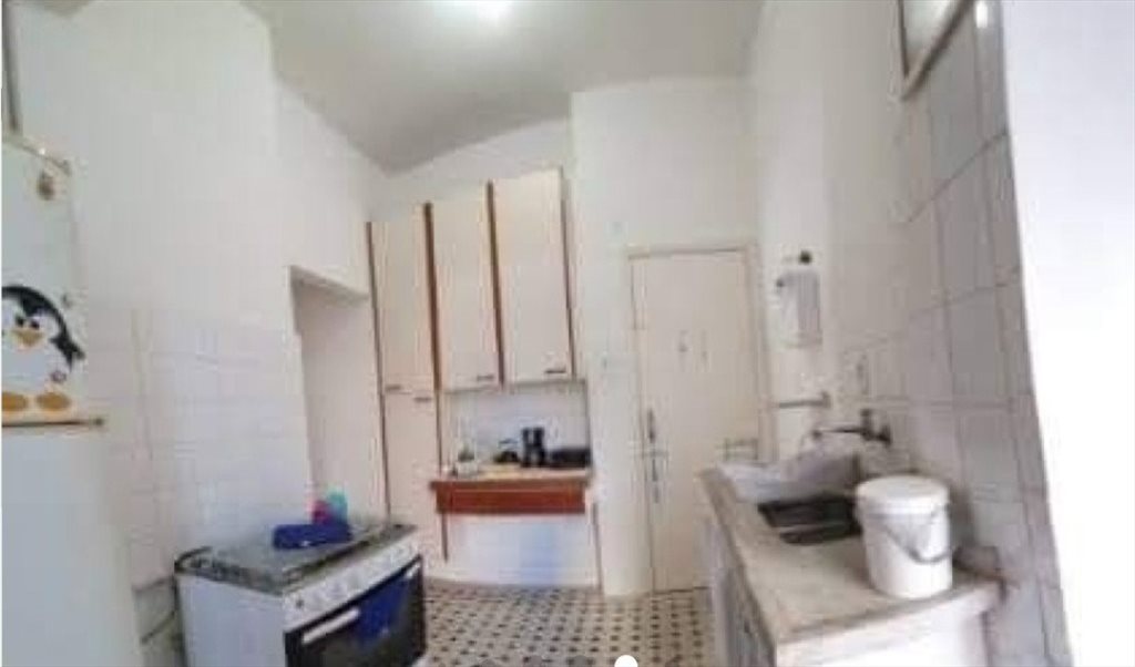 Encontrou seu quarto. - Quartos em Rua Marquês de Abrantes, Flamengo | Roomgo - Image 4