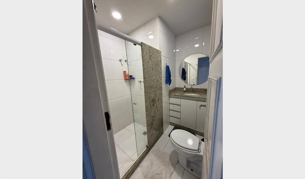 Alugo Quarto em Copacabana (Posto 2) - Quartos em Rua Belfort Roxo, Copacabana | Roomgo - Image 4