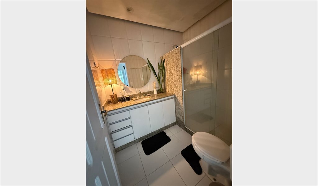 Alugo Quarto em Copacabana (Posto 2) - Quartos em Rua Belfort Roxo, Copacabana | Roomgo - Image 5