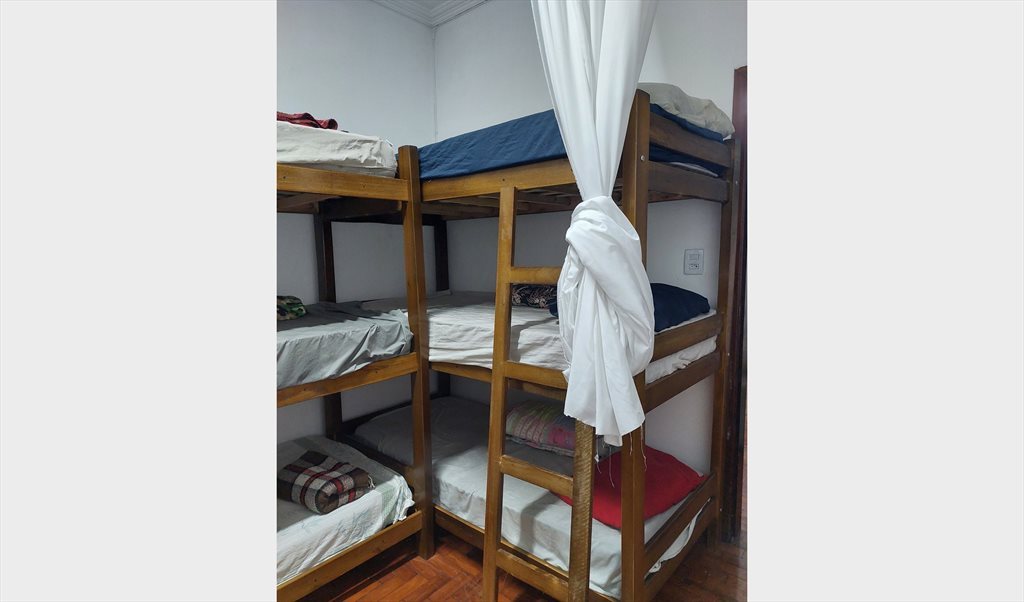 Alugo vaga em quarto compartilhada 600 reais mensal - Quartos em Rua Cardeal Arcoverde, Pinheiros | Roomgo - Image 3