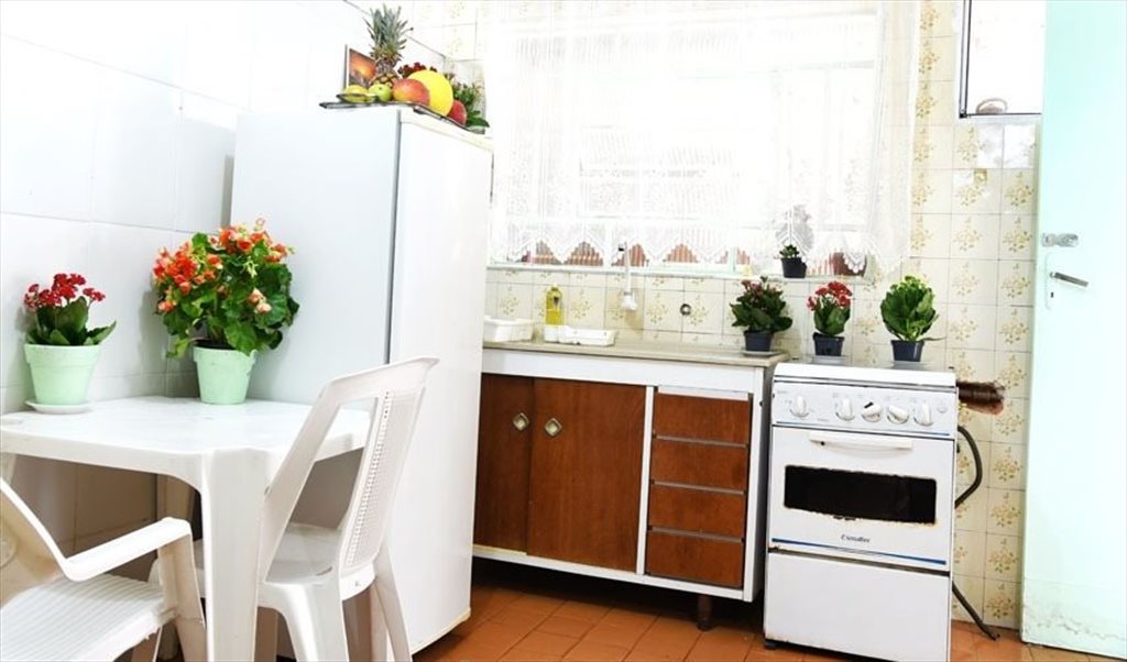 Kitnet grande mobiiada  Jd Bonfiglioli - Quartos em Rua Doutor Levindo de Paiva Duque, Jardim Bonfiglioli | Roomgo - Image 3