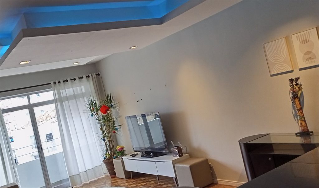 SUÍTE C BWC EM APTO. ALTO PADRÃO-ÁREA MAIS CHARMOSA DO CENTRO CURITIBA - Quartos em Alameda Doutor Carlos de Carvalho, Centro | Roomgo - Image 2